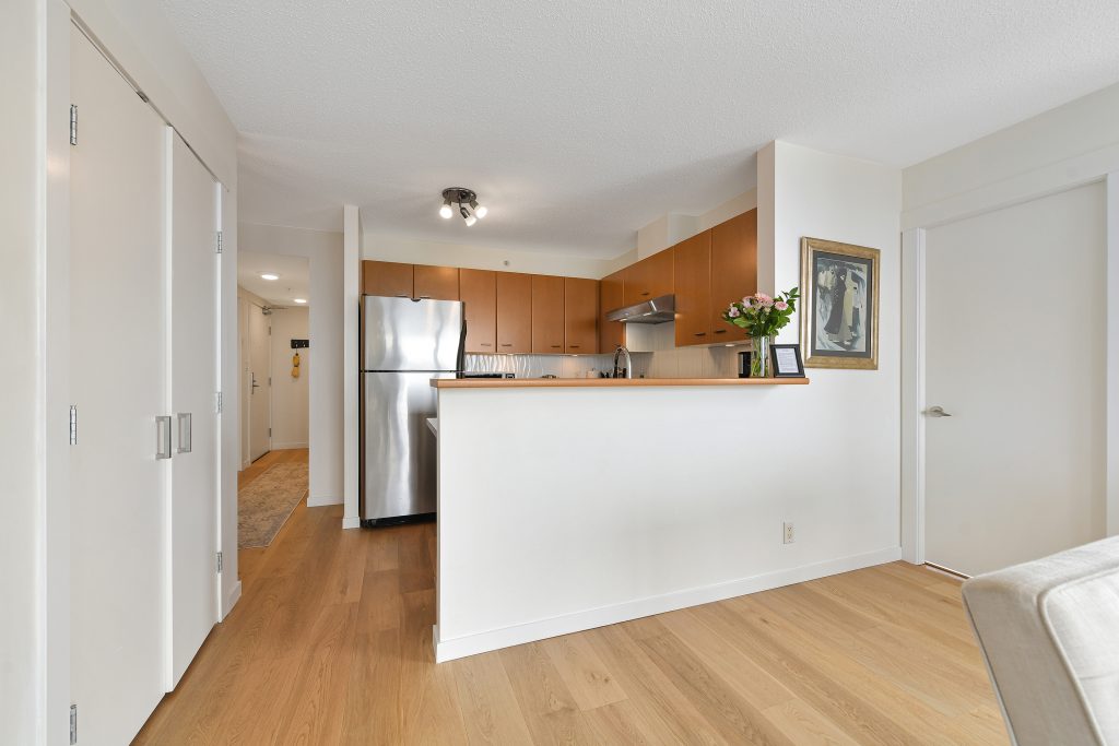 Cathedral View Suite-Kitchen 1