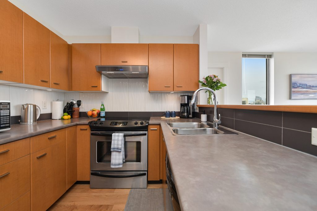 Cathedral View Suite-Kitchen 3