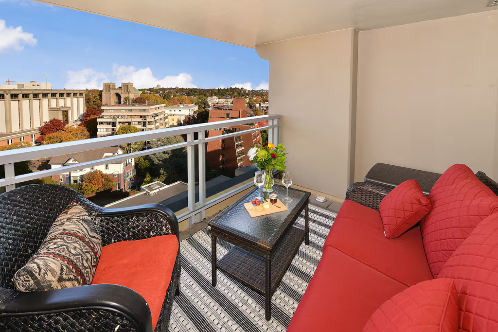 Coastal Haven Suite 13