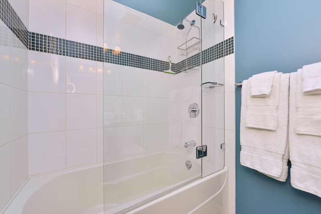 Coastal Haven Suite 19