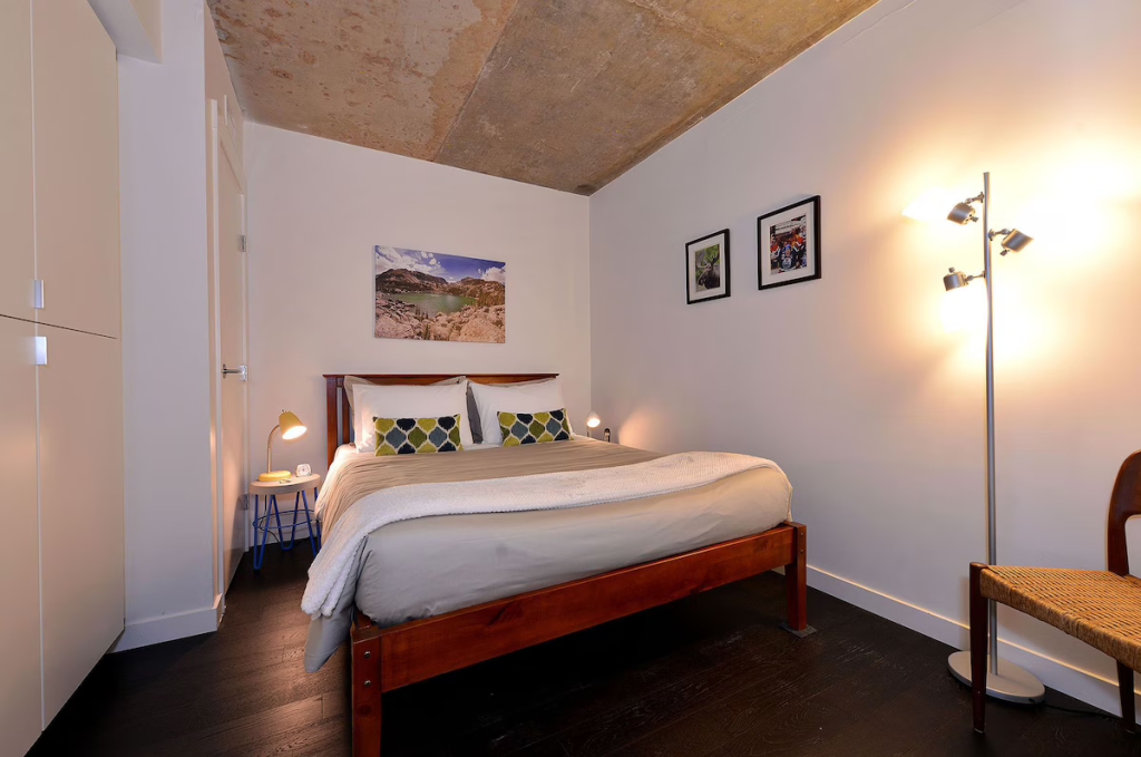 Market Loft Suite 13