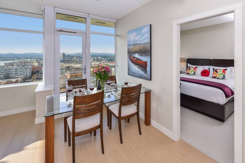 Panoramic Sea View Suite 11