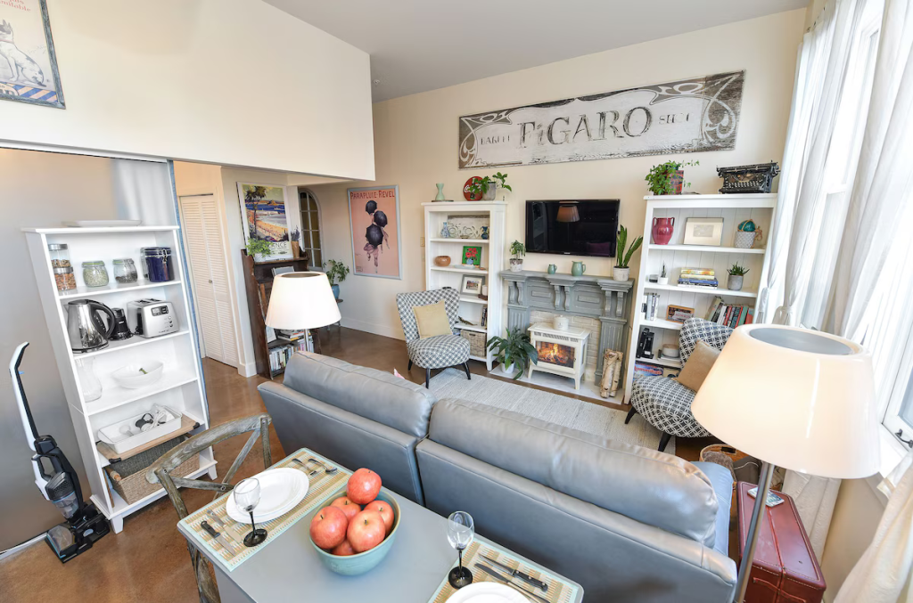 Metropolitan Suite 12