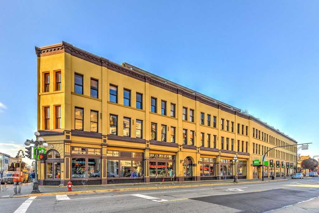 Metropolitan Suite 26