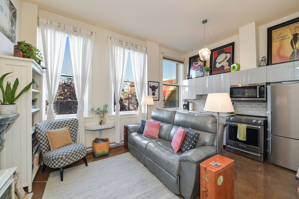 Metropolitan Suite 4