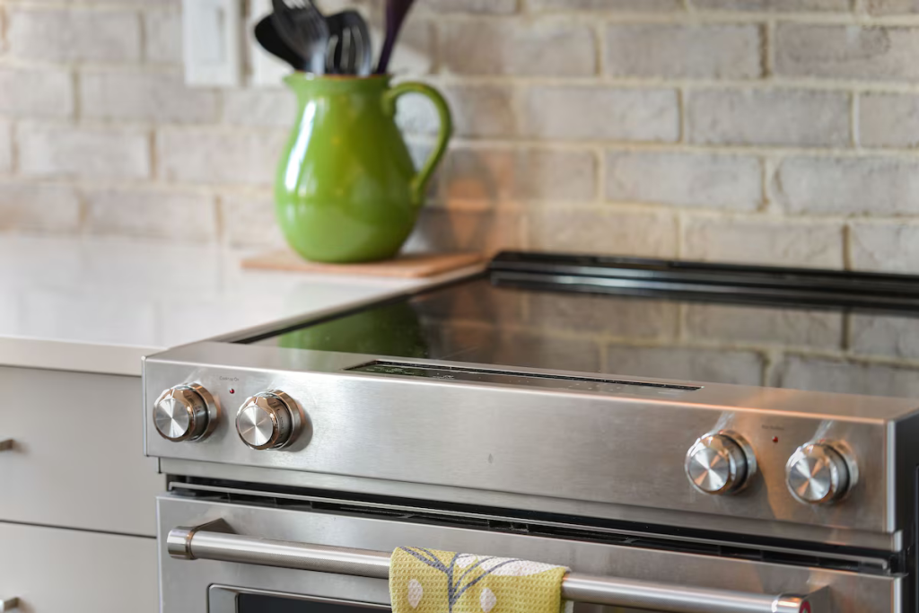 Metropolitan Suite 9